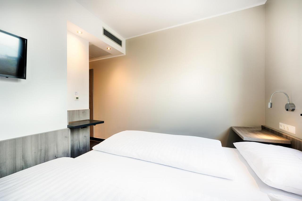 B&B Hotel Nuernberg-Plaerrer Luaran gambar